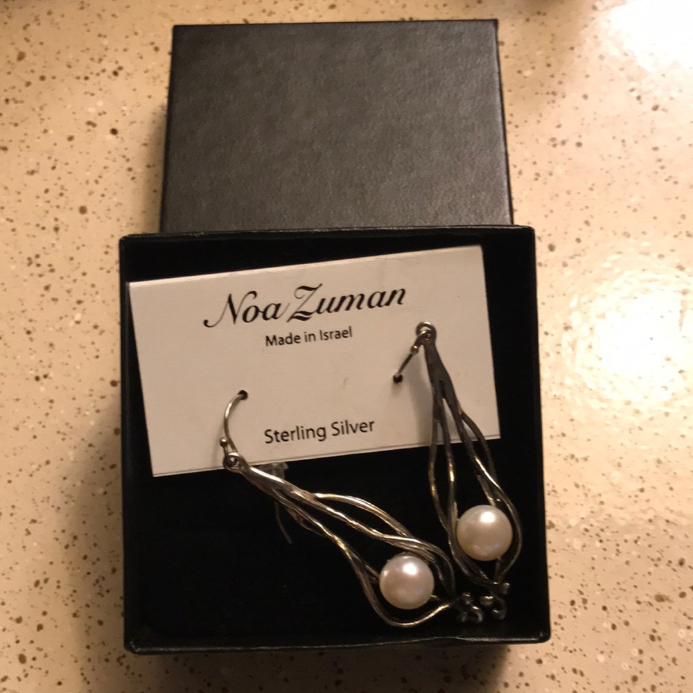 GREAT GIFT IDEA!!!!!🎁Sterling silver Earrings!